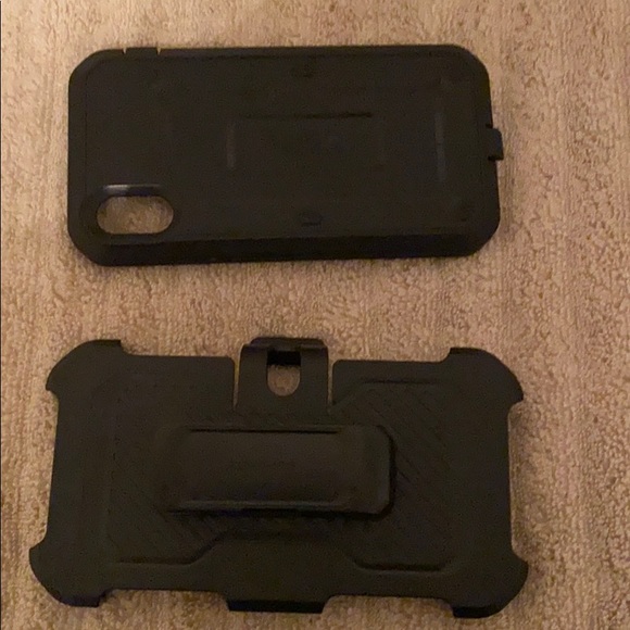 iPhone 10plus phone case w/belt clip - Picture 2 of 4